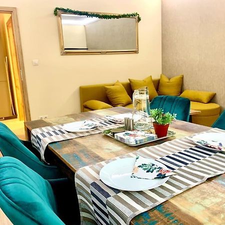 Brand New, Design Apartment Jojo, Oldtown, Balcony براتسيلافا المظهر الخارجي الصورة