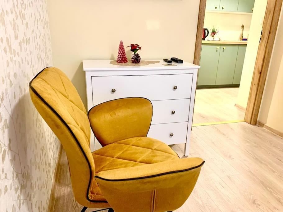 Brand New, Design Apartment Jojo, Oldtown, Balcony براتسيلافا المظهر الخارجي الصورة