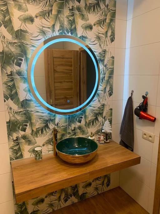 Brand New, Design Apartment Jojo, Oldtown, Balcony براتسيلافا المظهر الخارجي الصورة